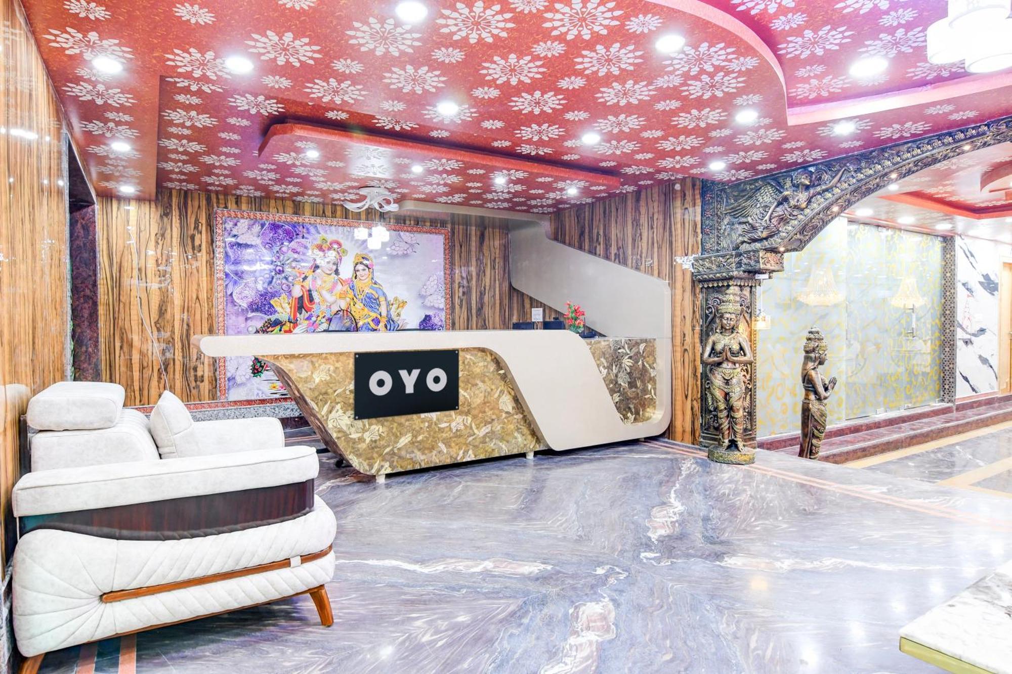 O Ananda Ashram Hotel Kolkata